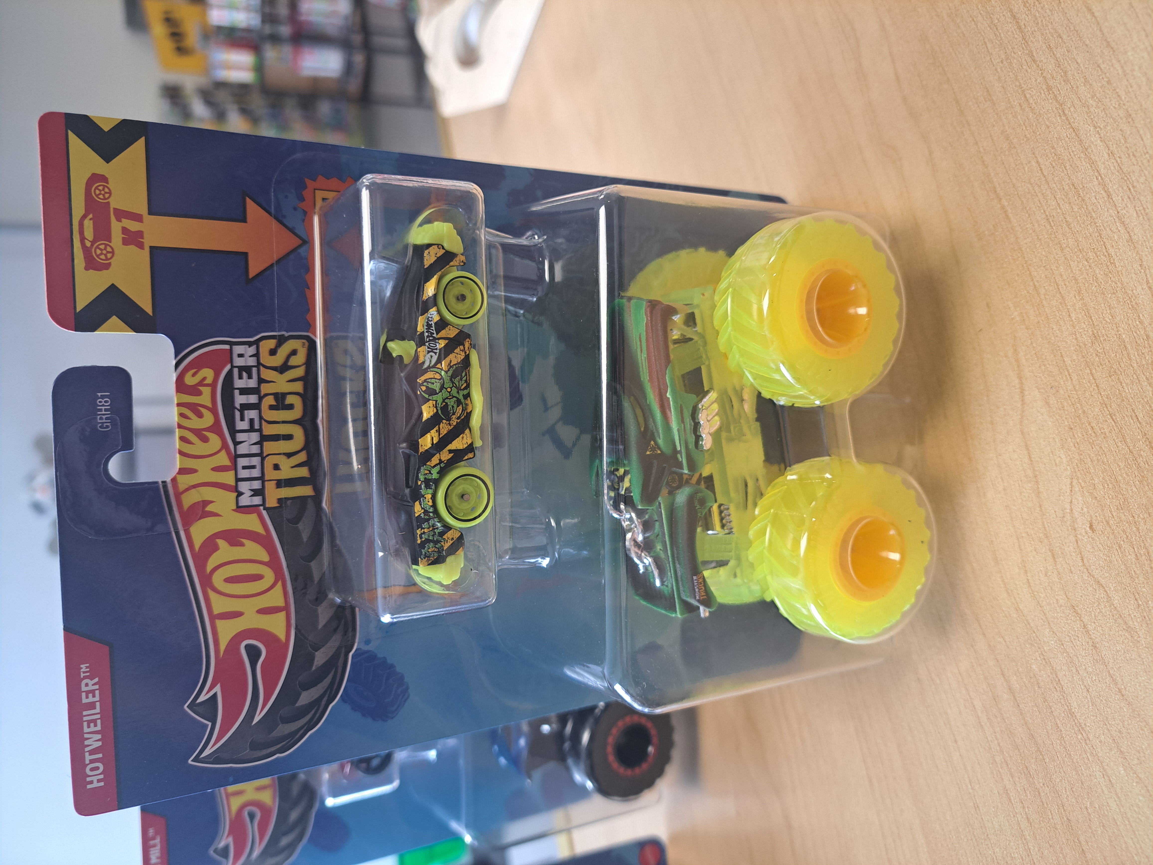 Hot wheels Monster Trucks Hotweiler